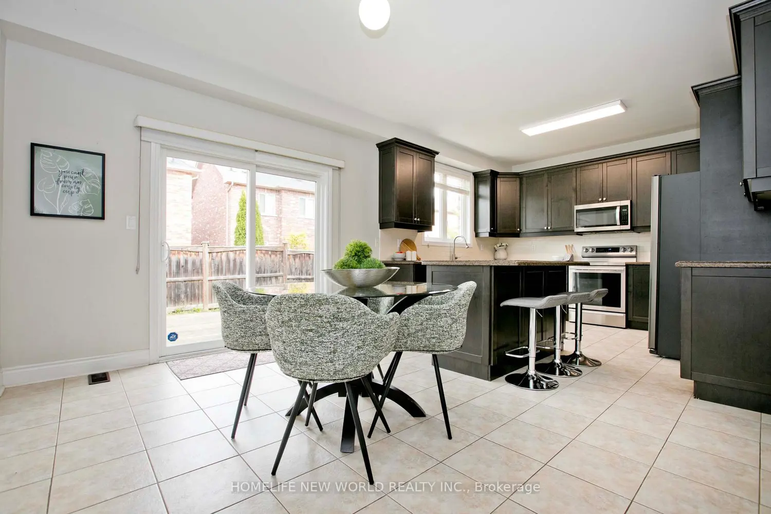 Additional image 8 of 1015 Ralston Crescent