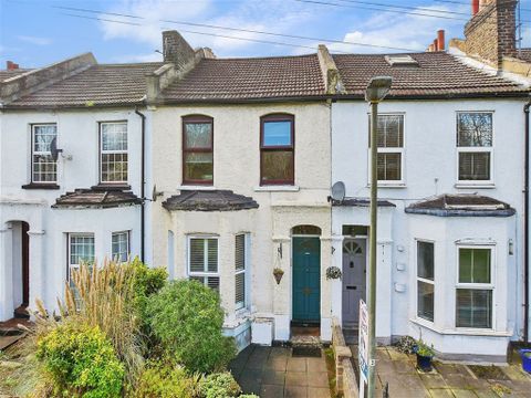 Carshalton Road, Mitcham, Surrey CR4