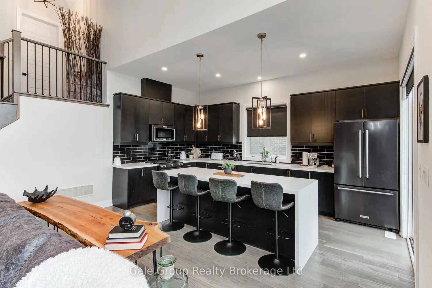 Additional image 3 of 409 Somme Street