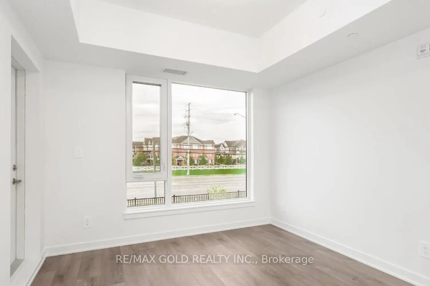 Additional image 10 of 1440 Clarriage Court 211