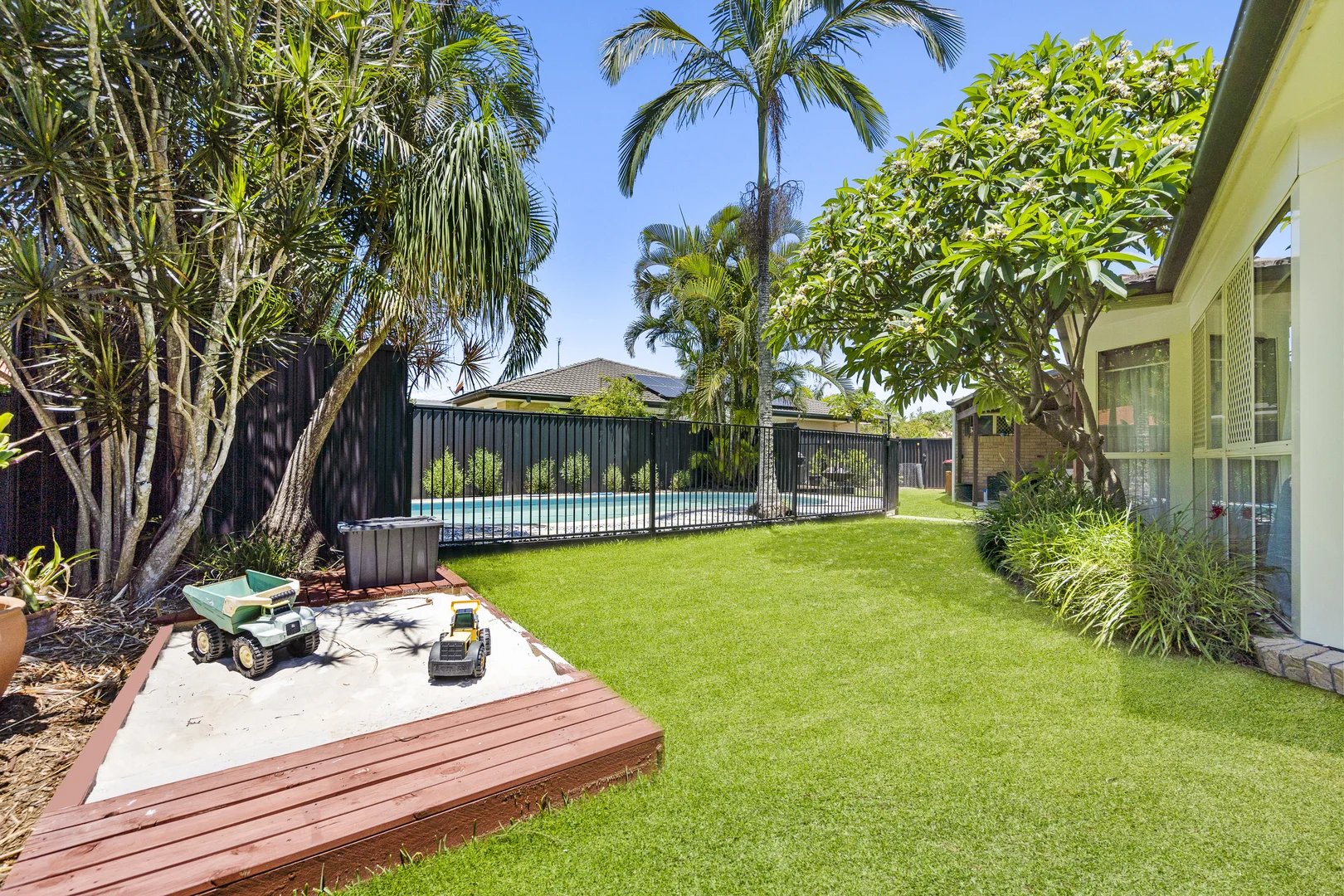 Additional image 17 of 51 Grebe Place, Burleigh Waters QLD 4220