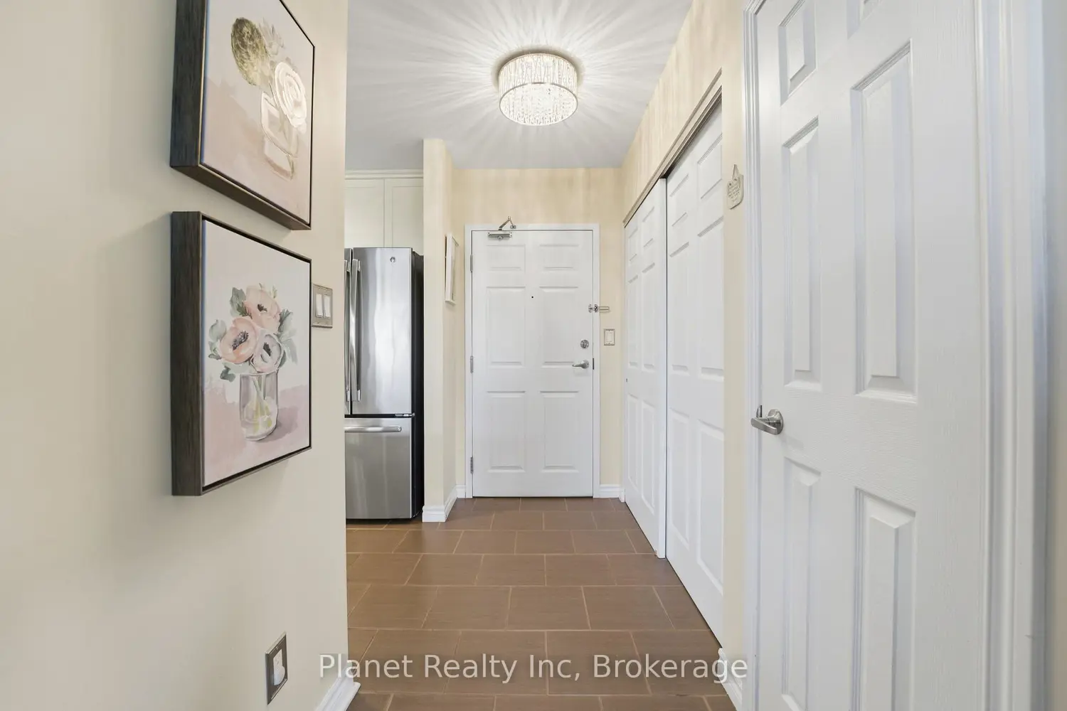 Additional image 2 of 2 Colonial Drive 204