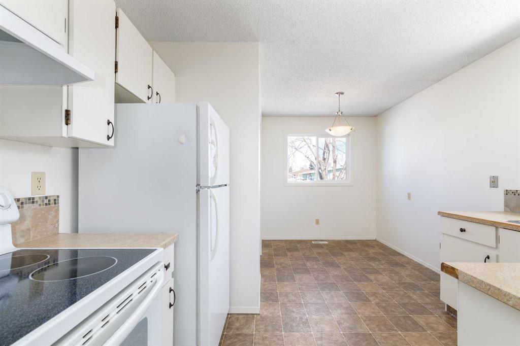 Additional image 6 of 17 George Crescent, Red Deer, AB, T4P2K9