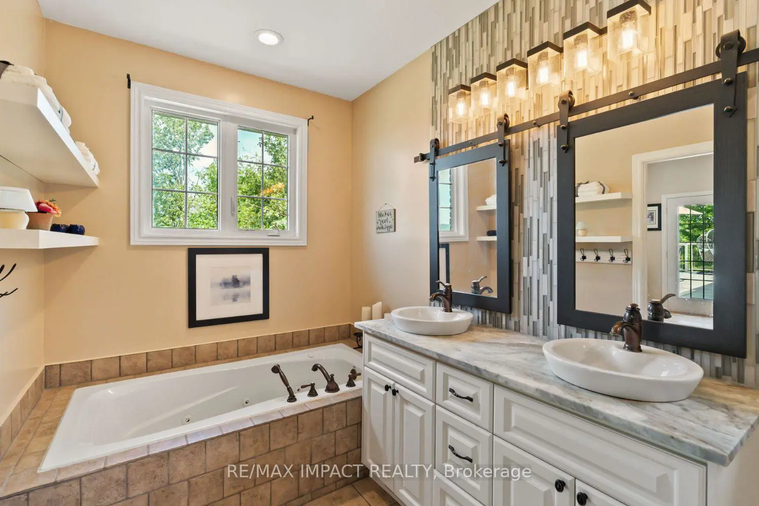 Additional image 9 of 422 7A Highway