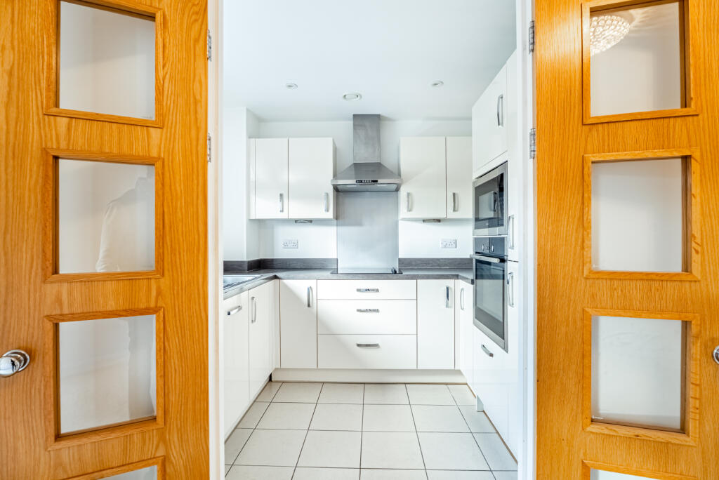 Additional image 4 of Eleanor House, 232 London Road, St. Albans, Hertfordshire, AL1