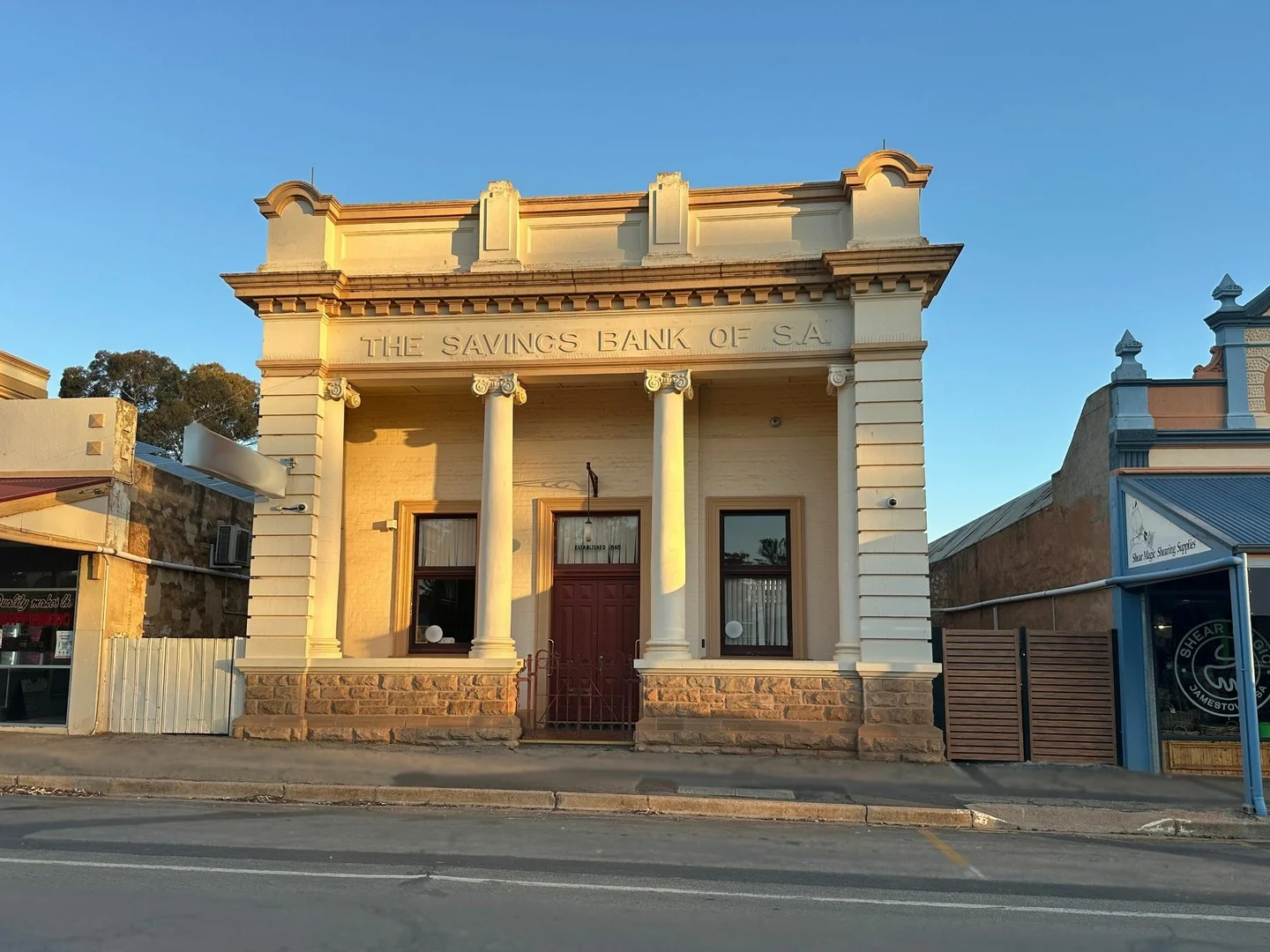 61-63 Ayr Street, Jamestown SA 5491