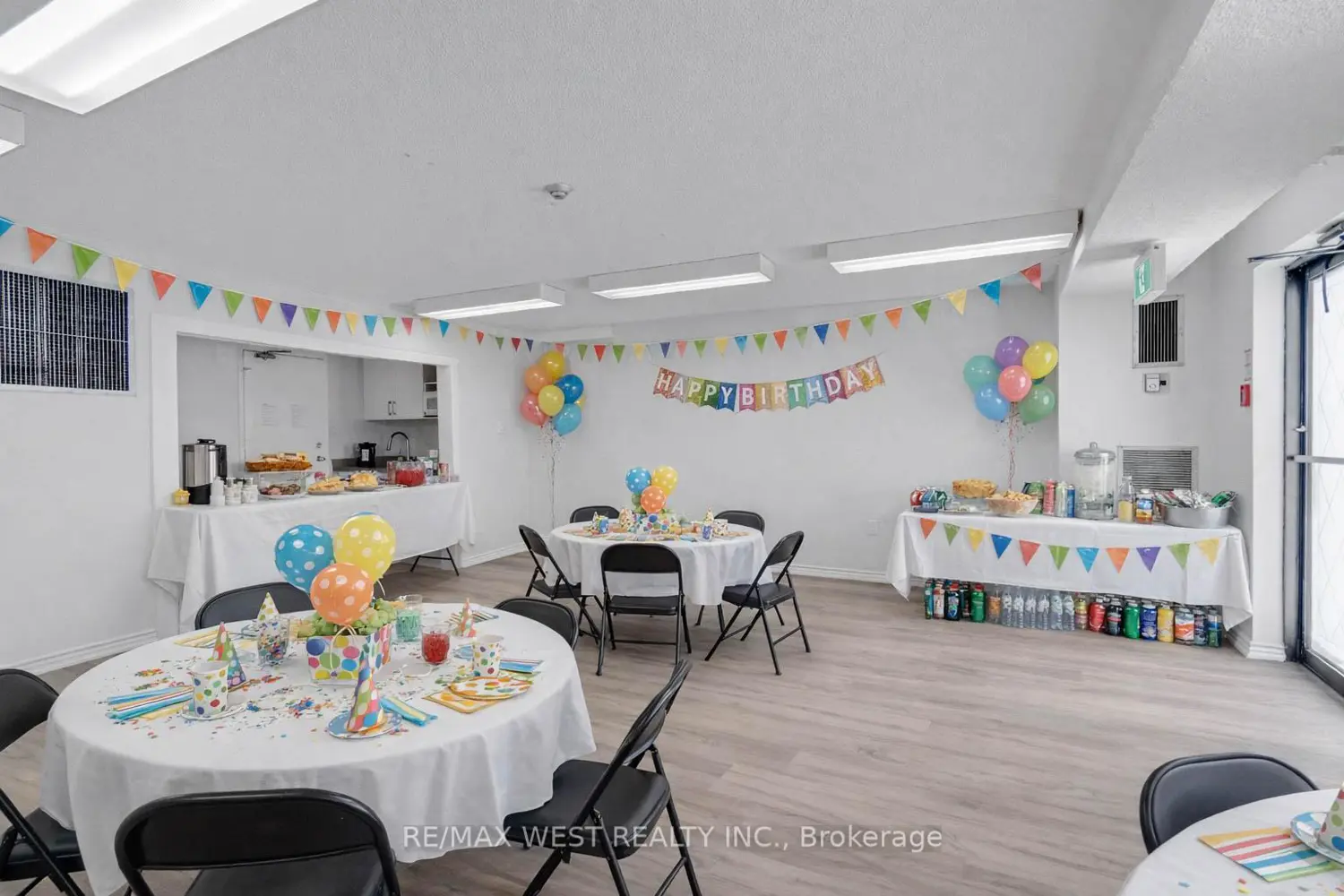 Additional image 9 of 21 Knightsbridge Road 407