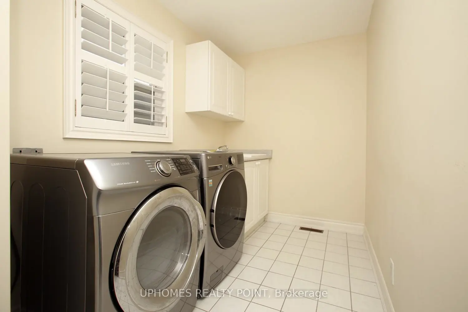 Additional image 8 of 549 Renshaw Court