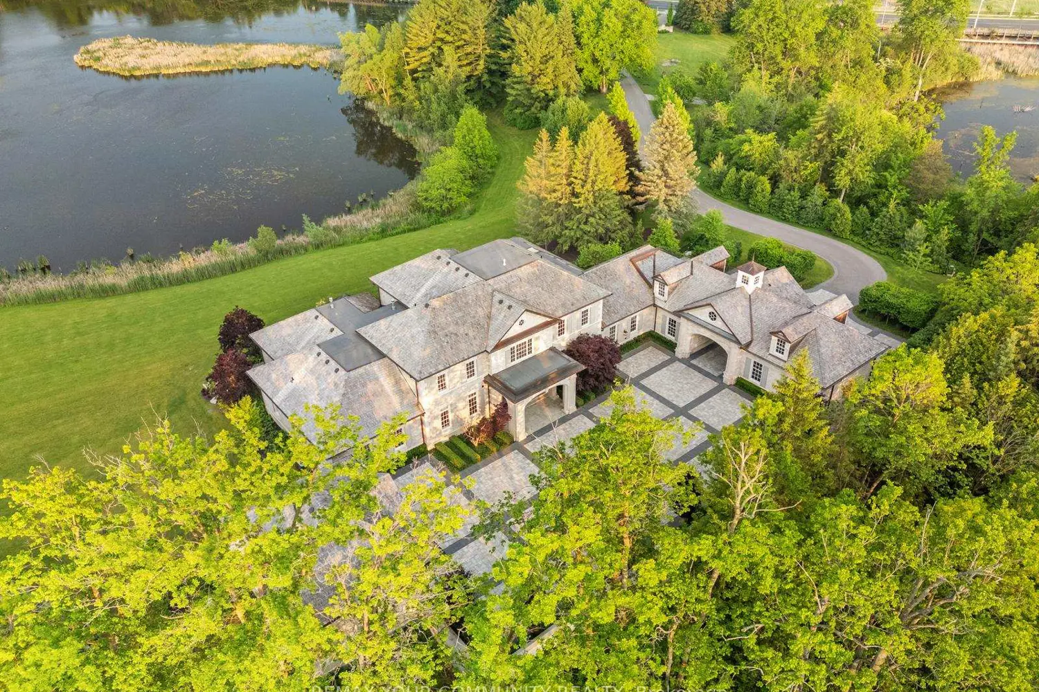 Additional image 5 of 130 St. John's Side Road