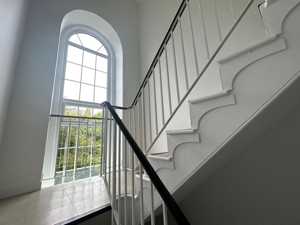 Additional image 5 of 4 bed flat for saleSteeple Lane, Beaumaris, Isle Of Anglesey LL58
