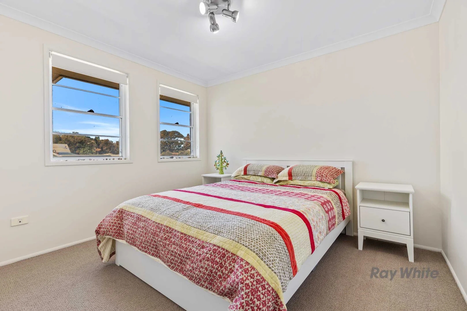 Additional image 20 of 8 Sunbird Place, Bawley Point NSW 2539