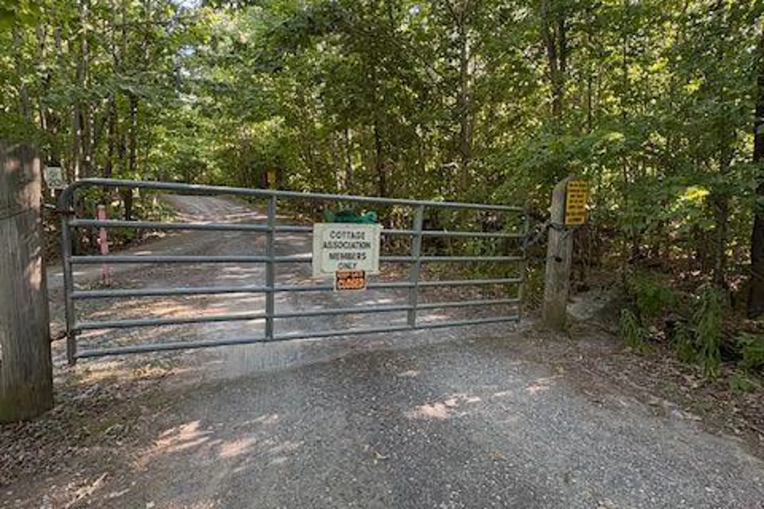 Additional image 4 of 70 Fish Hook Lane