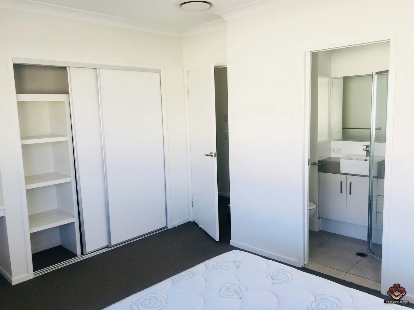 Additional image 5 of ID:21094879/8 Debra Street, Salisbury QLD 4107