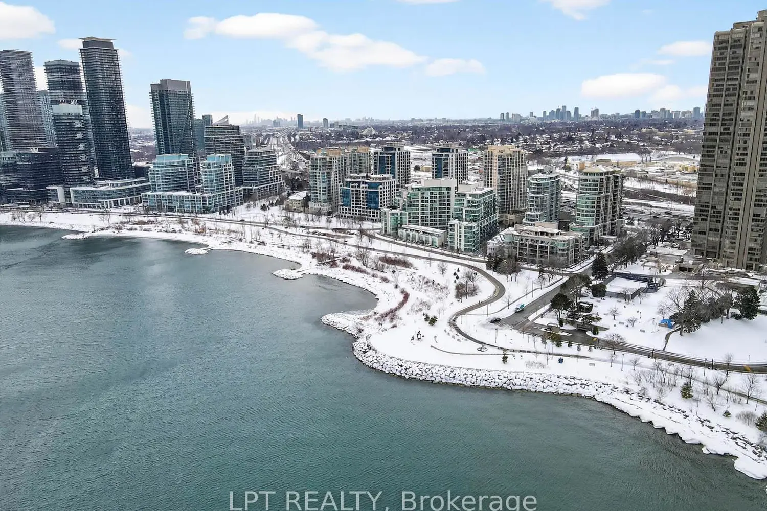 Additional image 18 of 2083 Lake Shore Boulevard 812