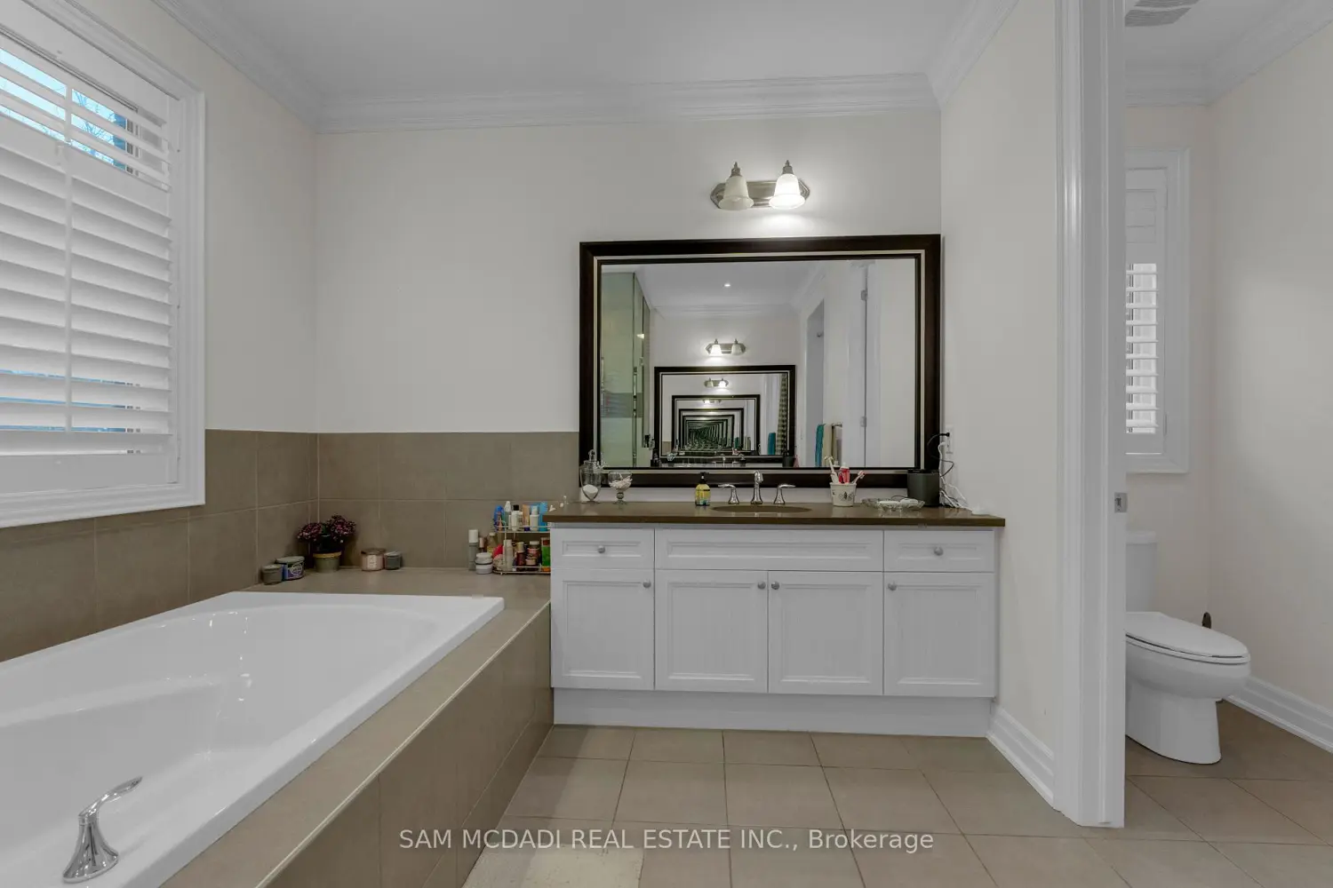 Additional image 10 of 136 North Park Boulevard