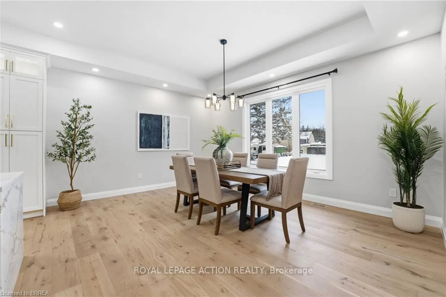 Additional image 11 of 3 Kings Lane