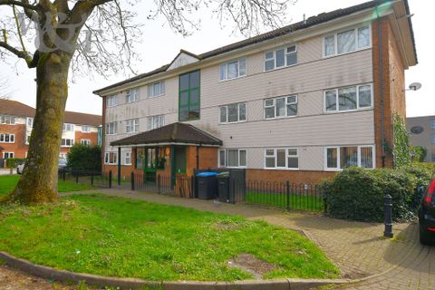 Pixhall Walk, Birmingham B35