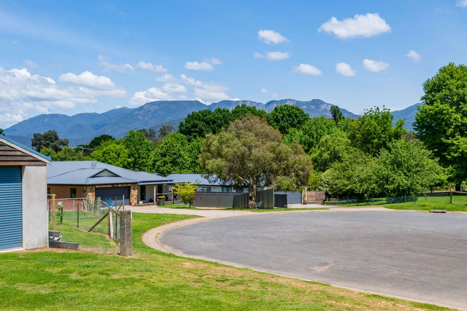 Additional image 15 of 5 Holmes Court, Porepunkah VIC 3740