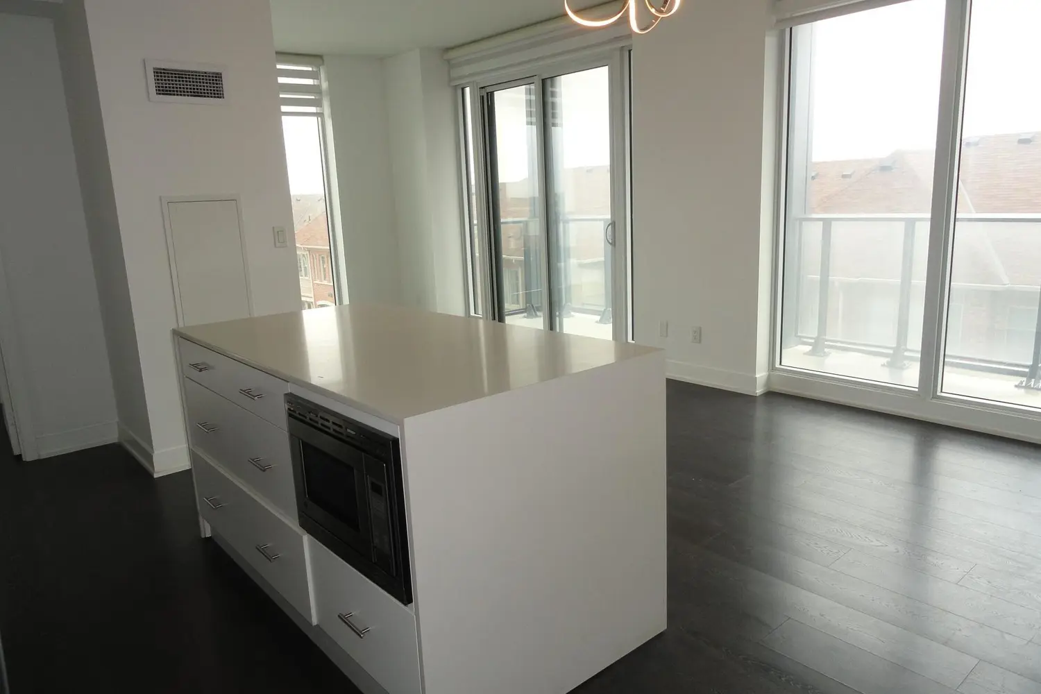 Additional image 13 of 180 Veterans Drive 509