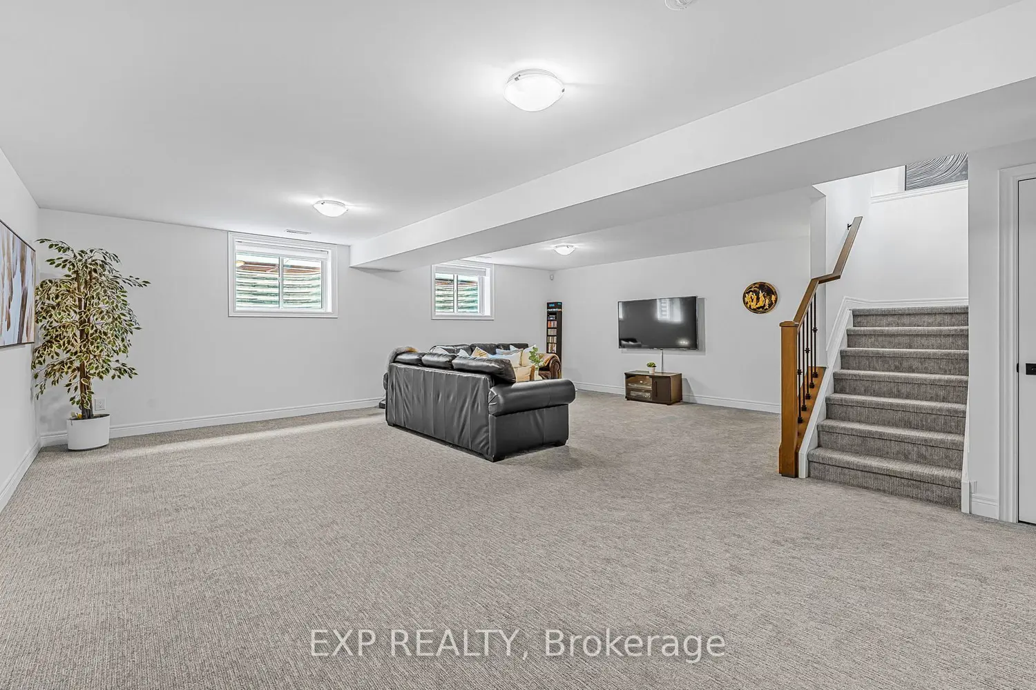 Additional image 11 of 4242 Village Creek Drive