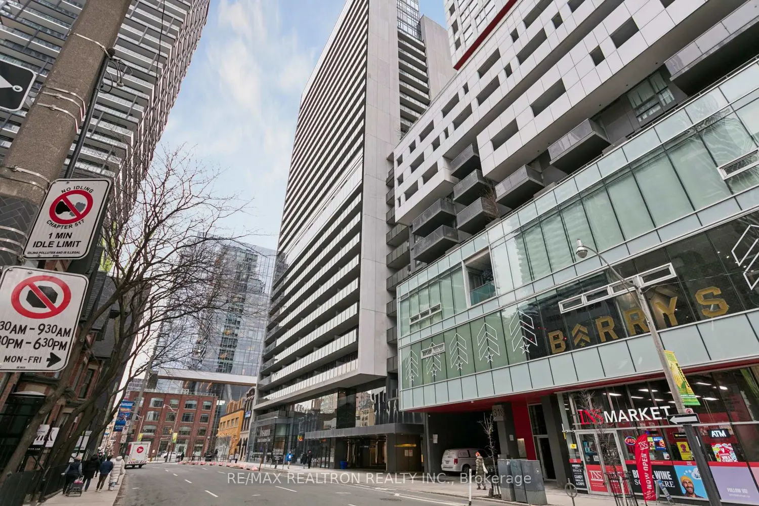330 Richmond Street 307