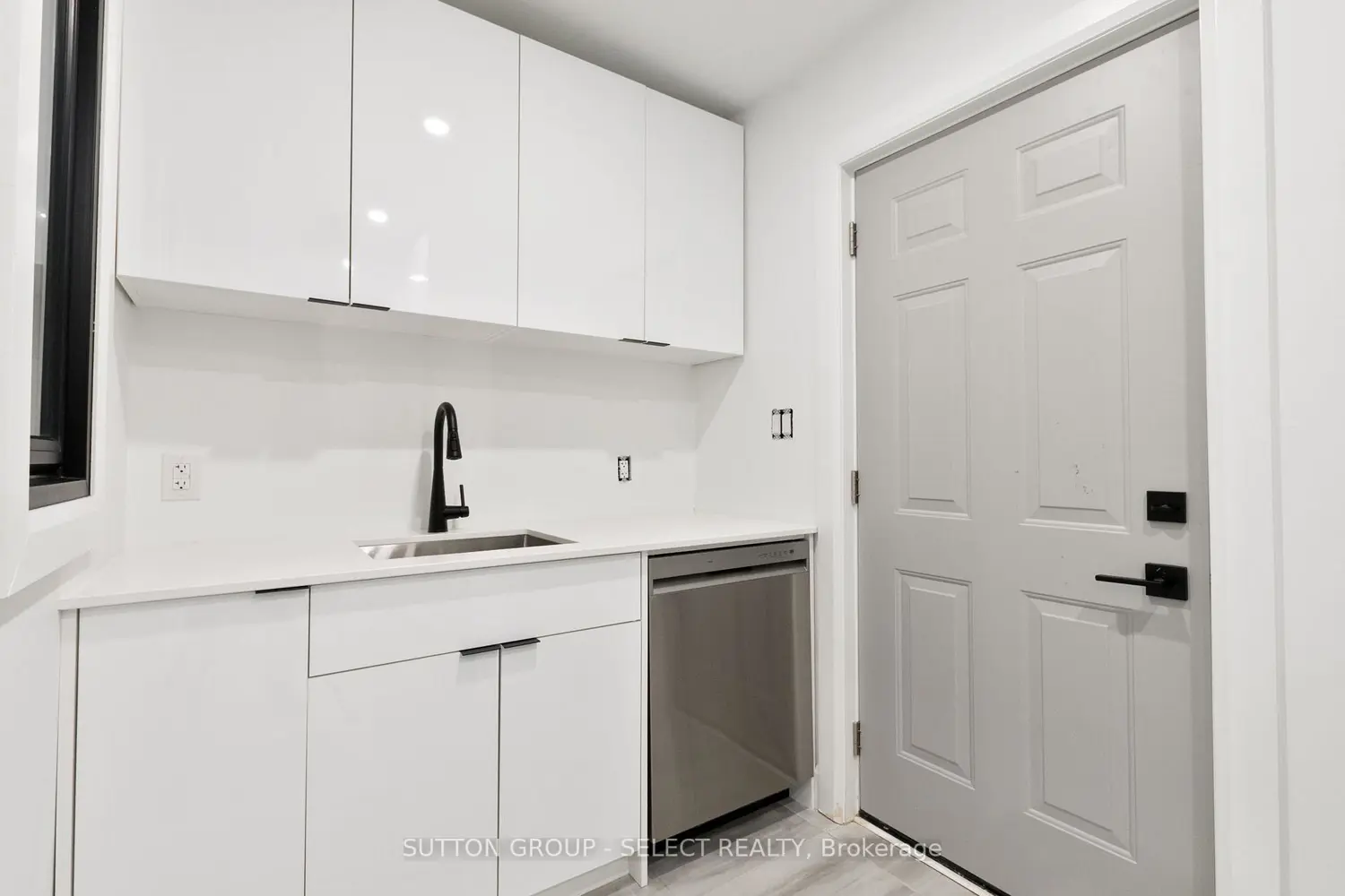 Additional image 13 of 822 Maitland Street