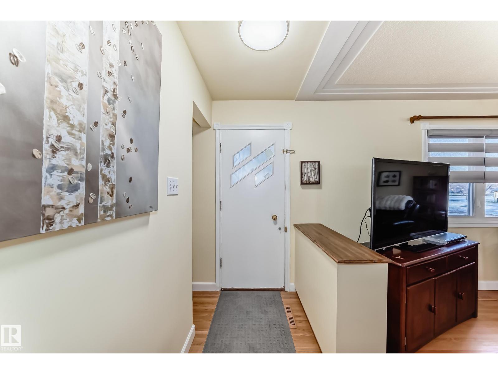 Additional image 3 of 4446 116 Avenue NW, Edmonton, AB, T5W0X3