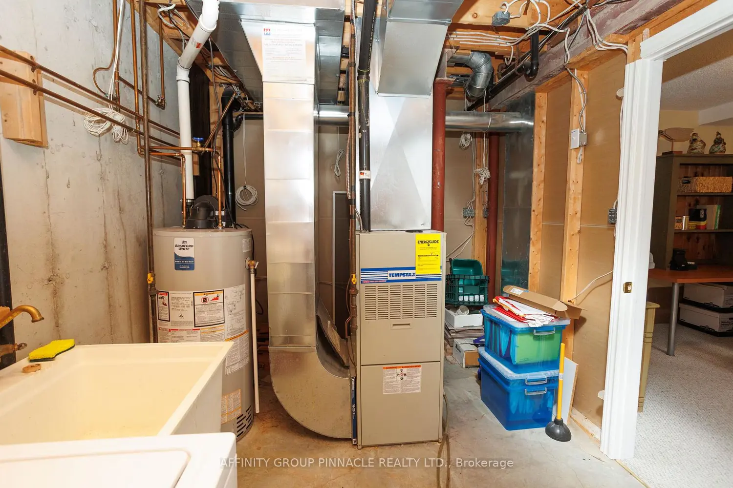 Additional image 16 of 983 Lake Drive