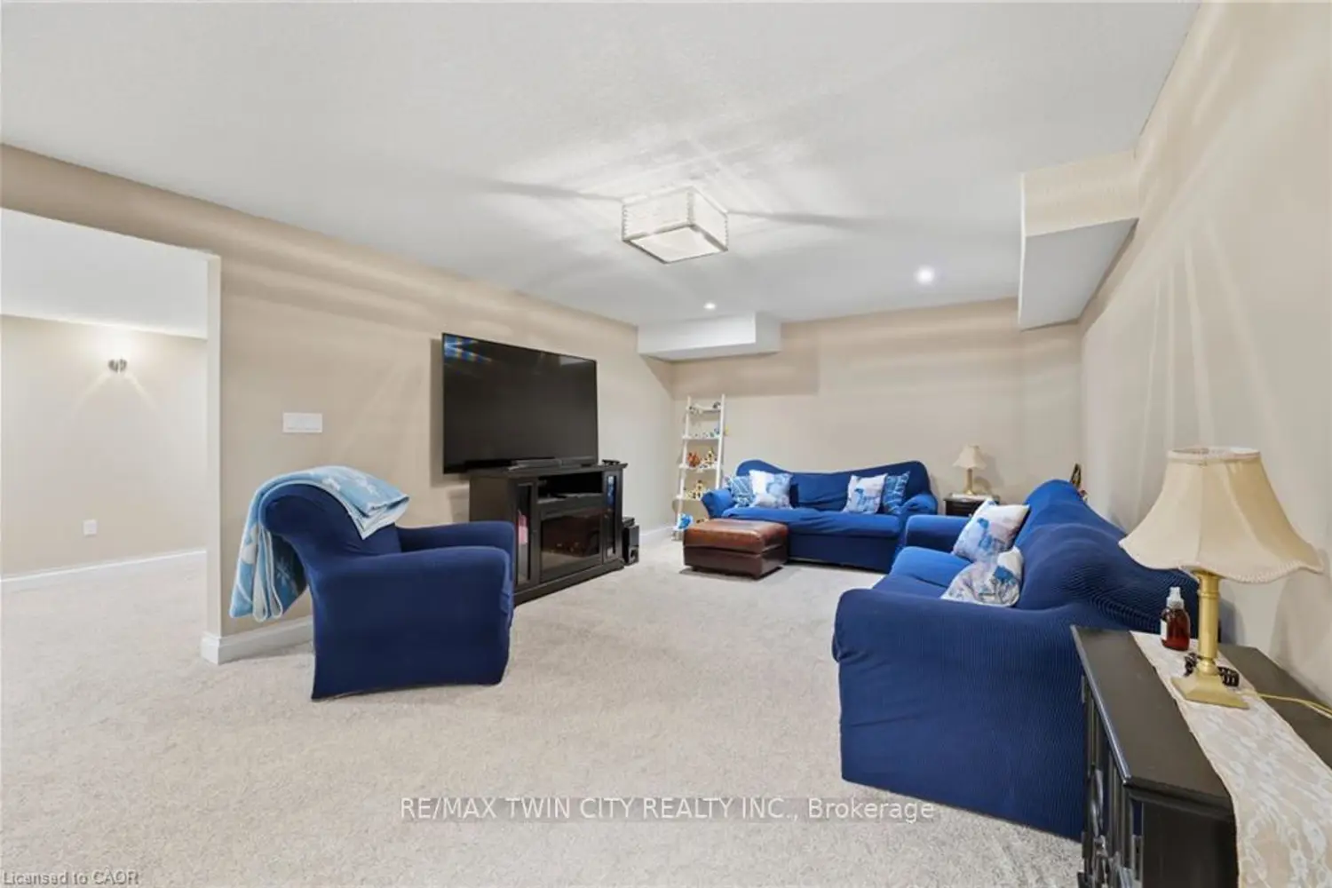 Additional image 18 of 855 Avenue Road