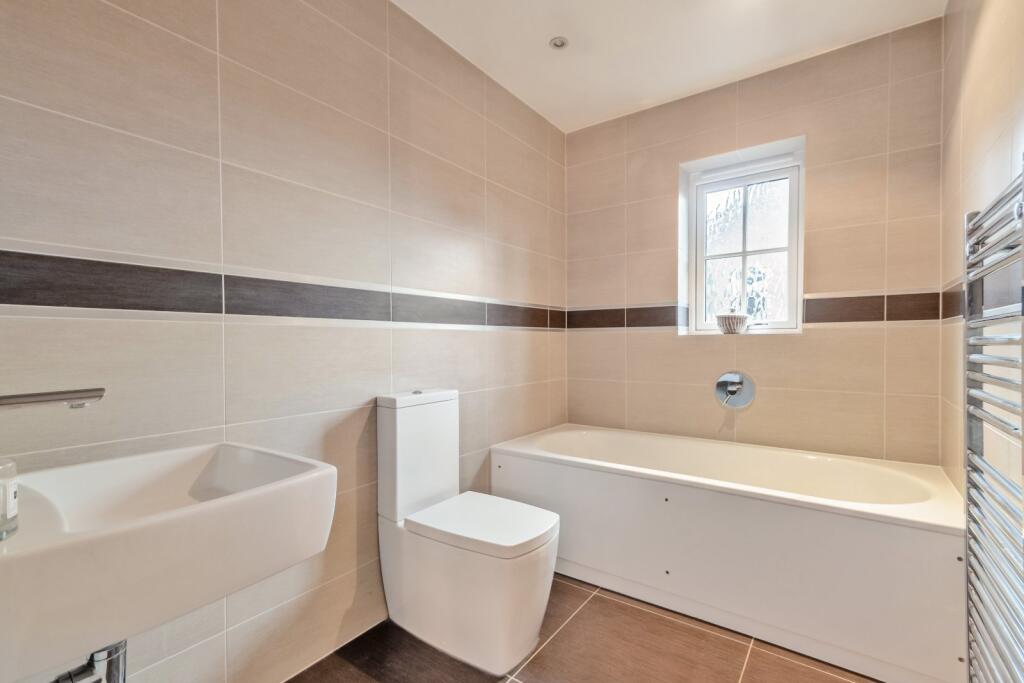 Additional image 22 of London Road, St. Albans, Hertfordshire