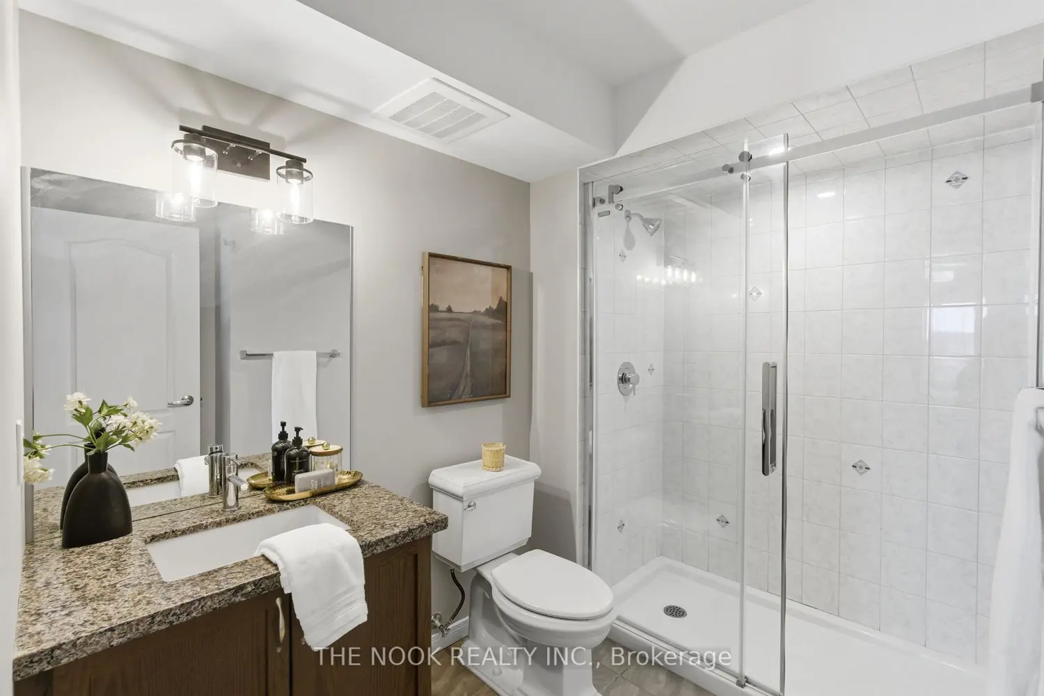 Additional image 7 of 910 Wentworth Street 301