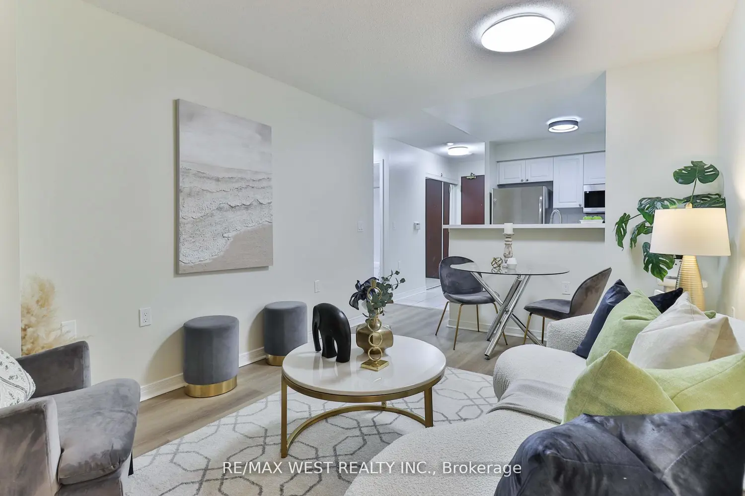 Additional image 18 of 22 Olive Avenue 216
