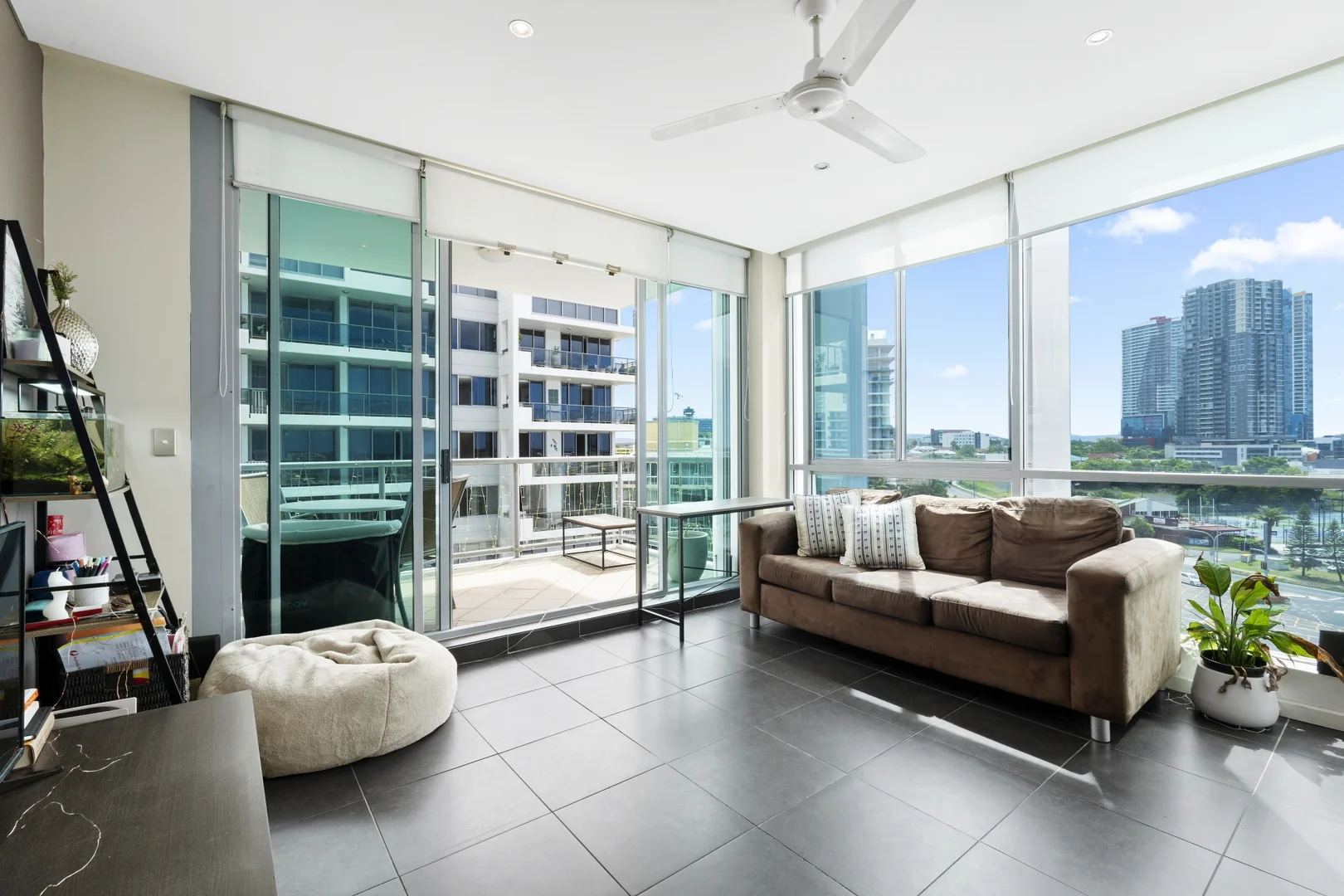 Additional image 4 of 1003/1 Como Crescent, Southport QLD 4215