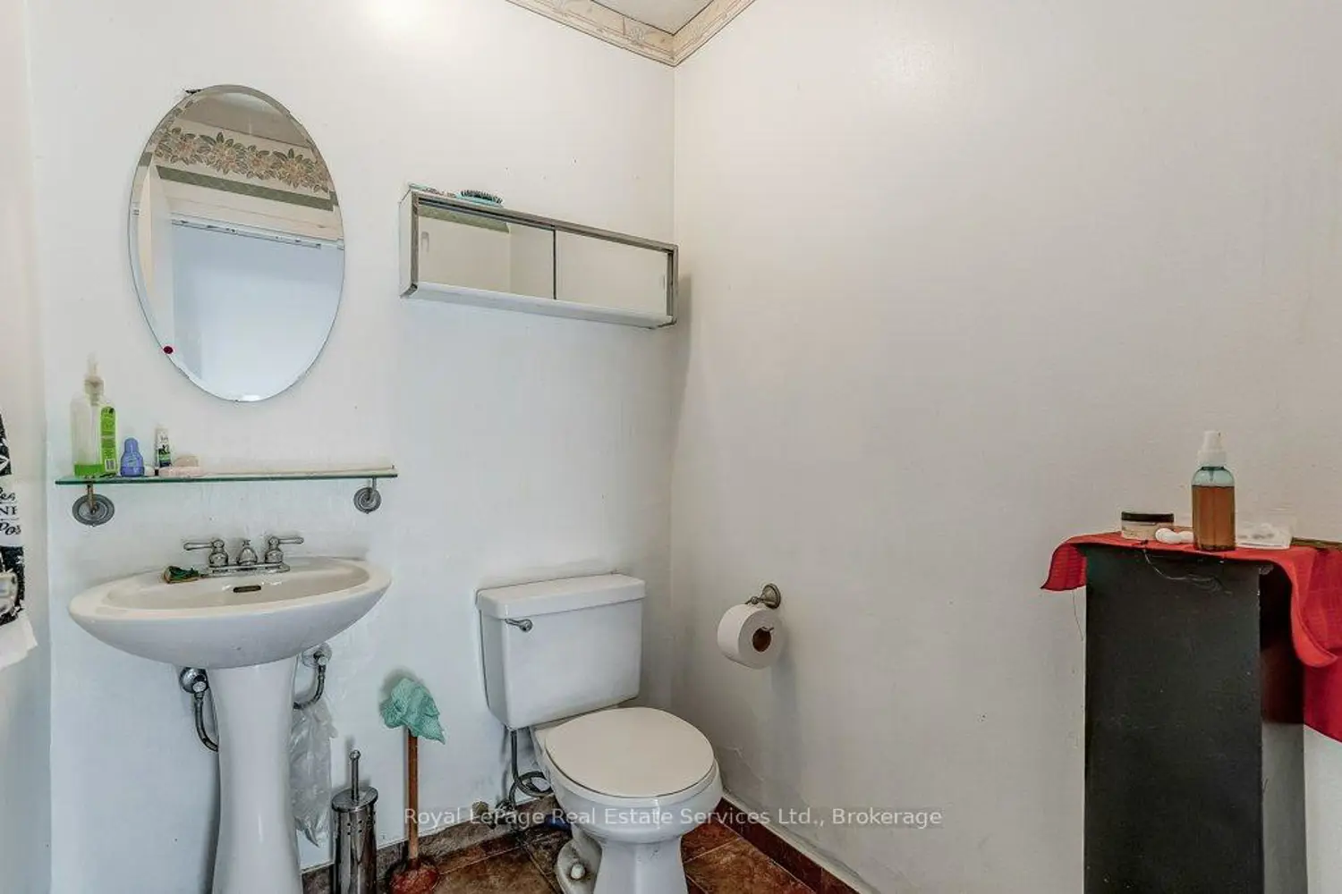 Additional image 10 of 15 Albright Road 17