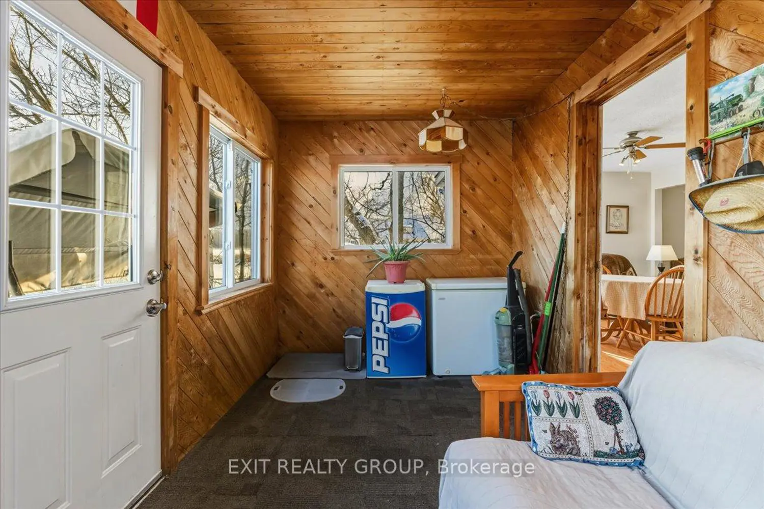 Additional image 12 of 33 Willow Point Road