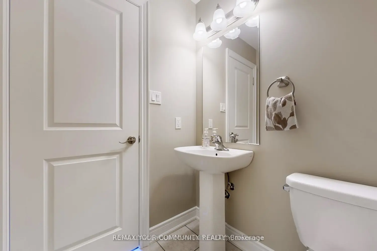 Additional image 7 of 19 Richmond Park Drive