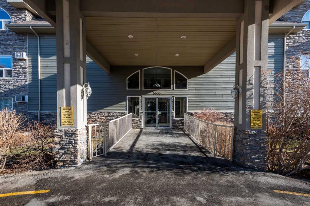 Additional image 2 of 3301-3301 Millrise Point SW, Calgary, AB, T2Y 3W4