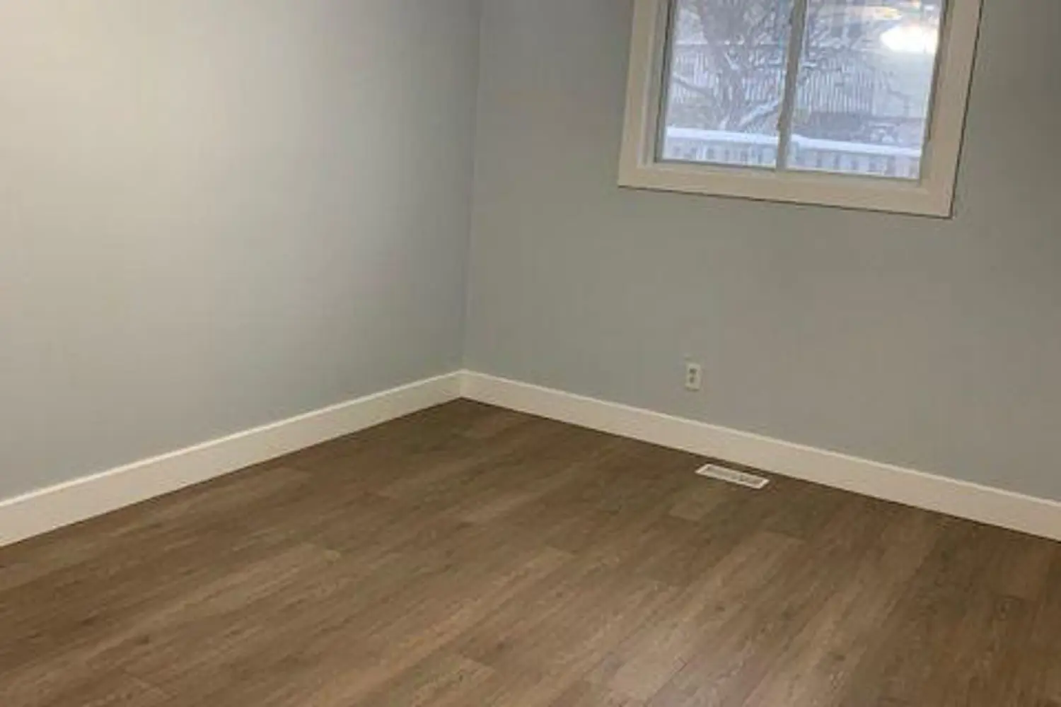 Additional image 4 of 30 Bernick Drive