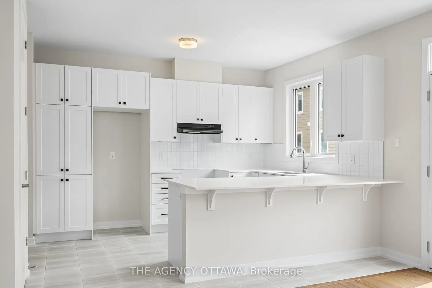 Additional image 6 of 948 Seagrave Lane