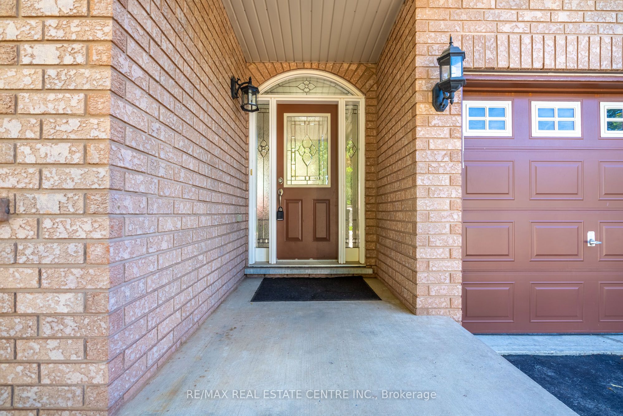 Additional image 3 of 2194 Austin Court, Burlington, ON, L7L 6V6