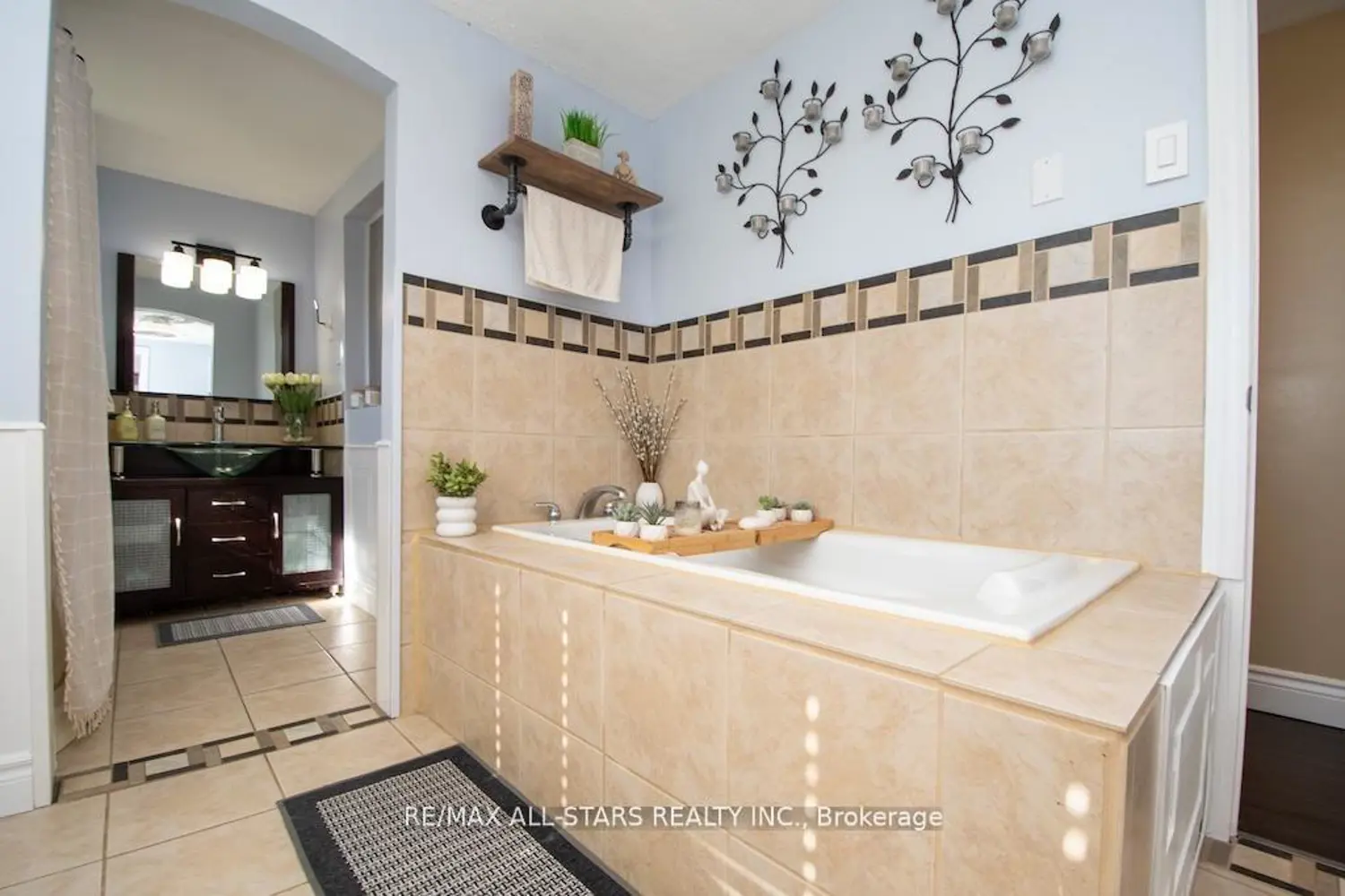 Additional image 16 of 1412 7A Highway