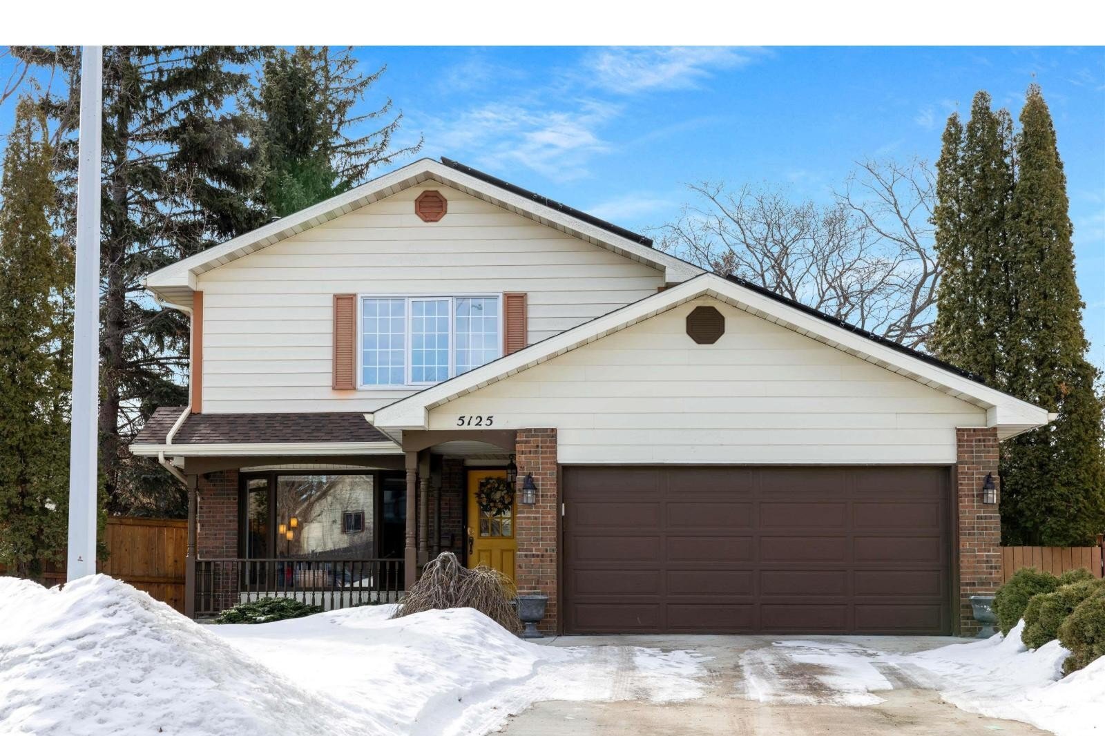 Additional image 8 of 5125 37 Avenue NW, Edmonton, AB, T6L1V6