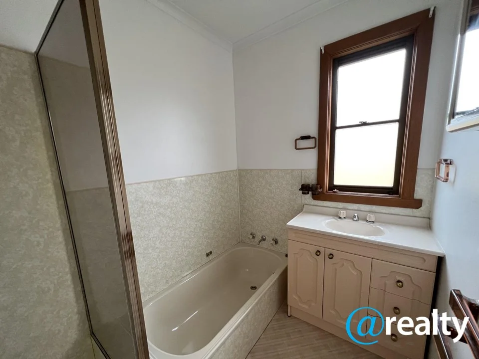 Additional image 8 of 1/4 Amundsen Crescent, Warrane TAS 7018