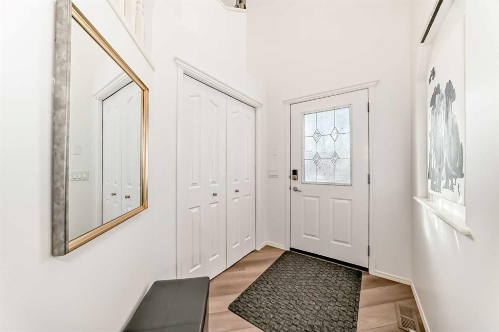 Additional image 4 of 102 Royal Oak Crescent NW, Calgary, AB, T3G 4Y7