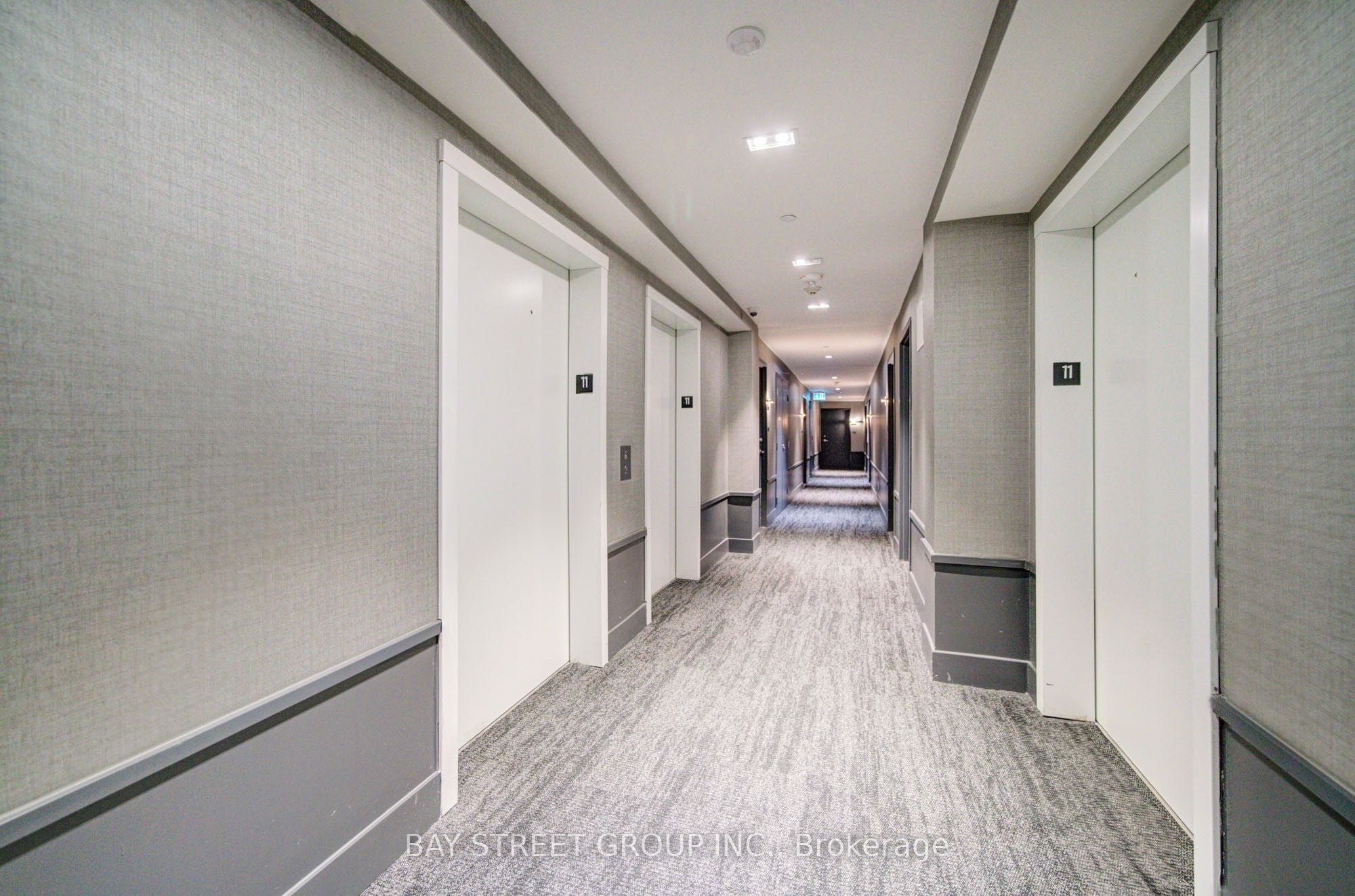 Additional image 6 of 1101-297 Oak Walk Drive, Oakville, ON, L6H 6Z3