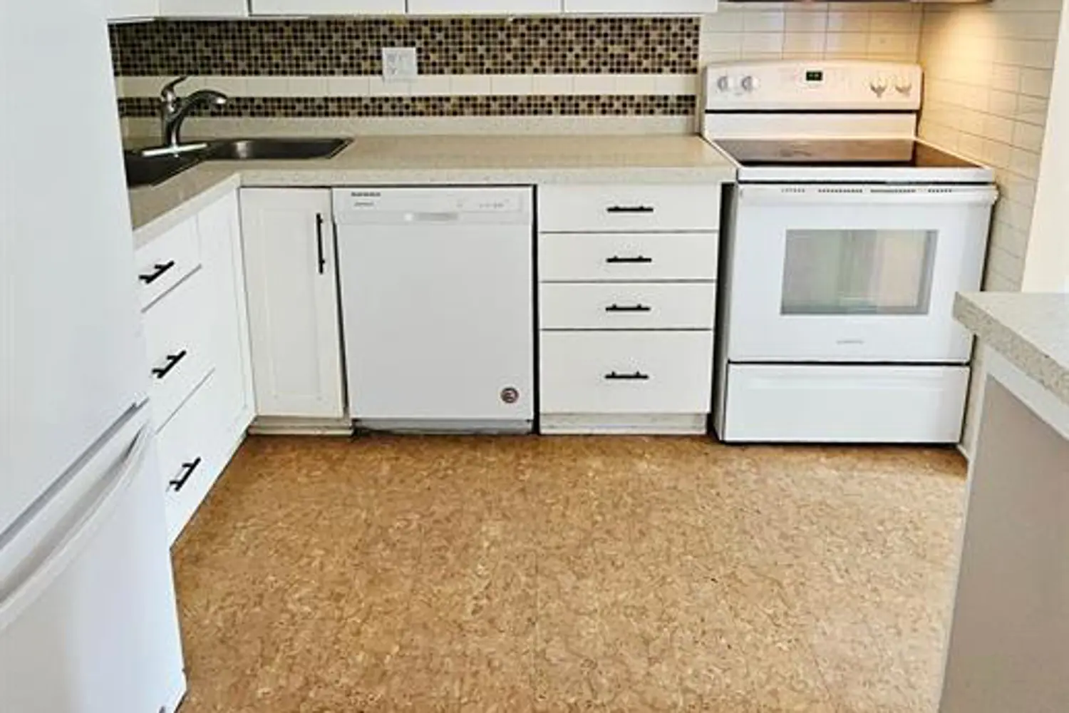 Additional image 10 of 122 Bunting Road 45