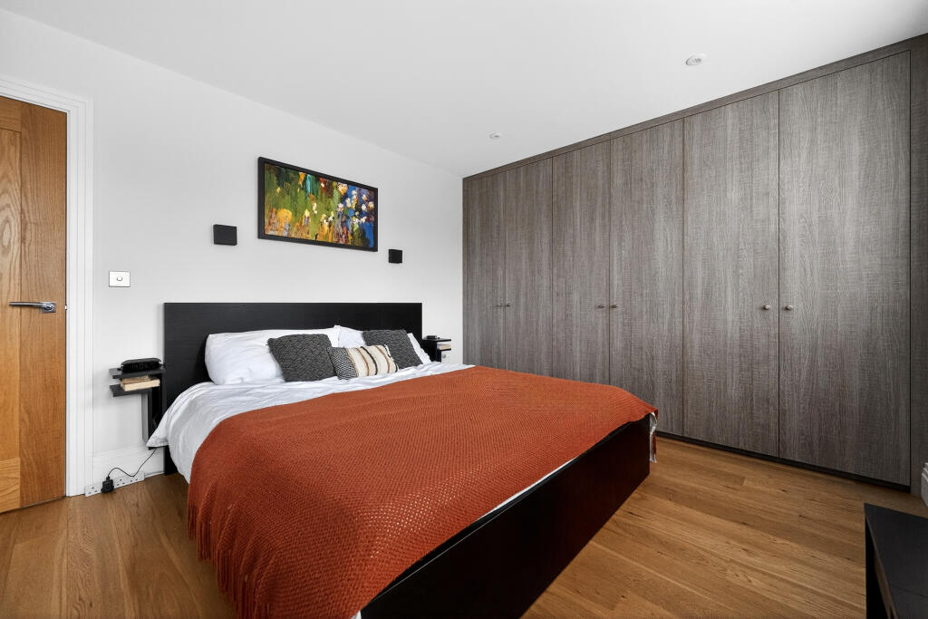 Additional image 17 of Watling Street, St. Albans, AL1