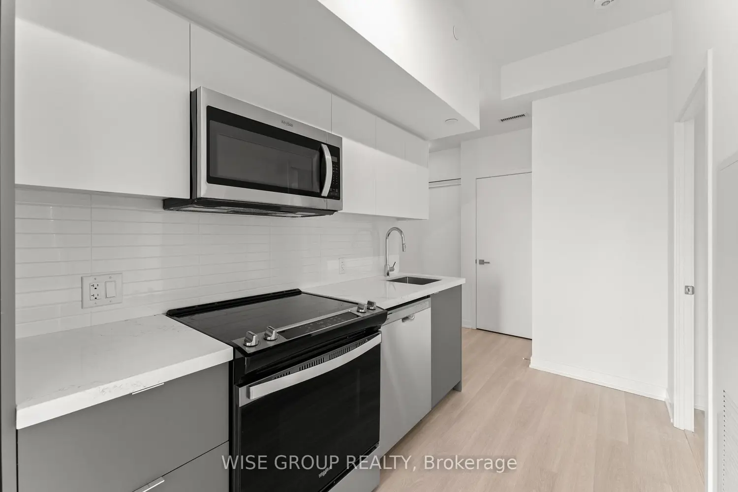 Additional image 3 of 500 Wilson Avenue 1116