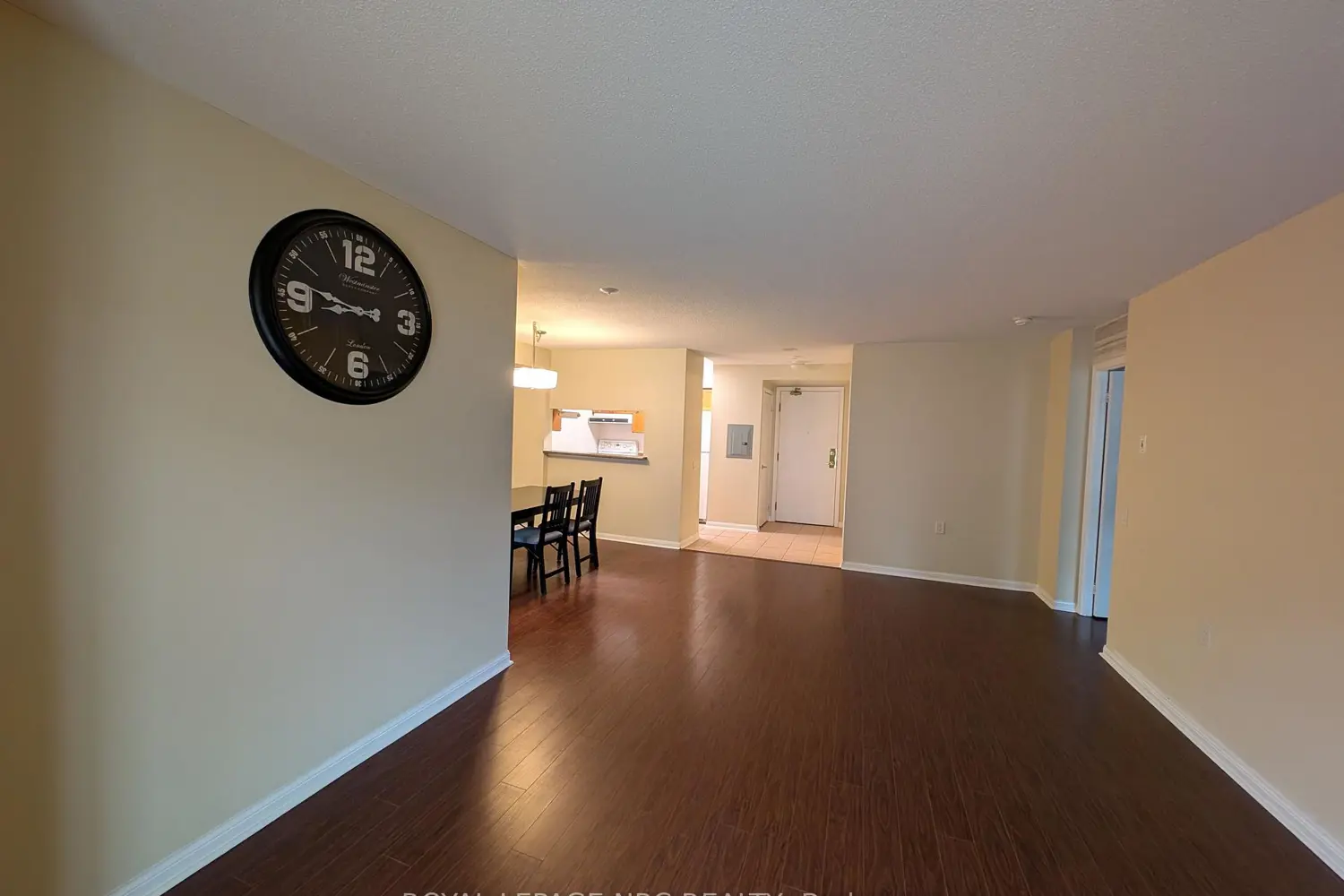 Additional image 11 of 650 Lawrence Avenue 223