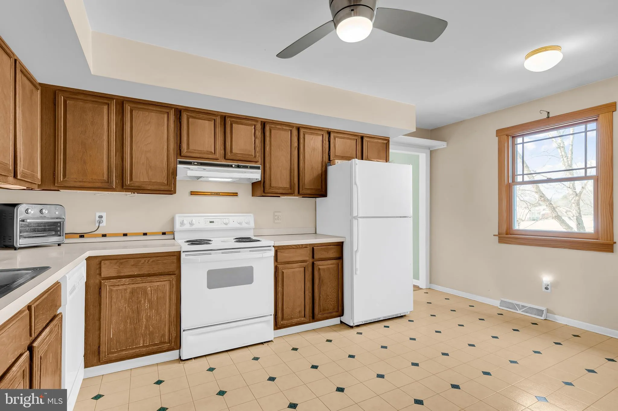 Additional image 37 of 38 Stardust Drive, Newark, DE 19702